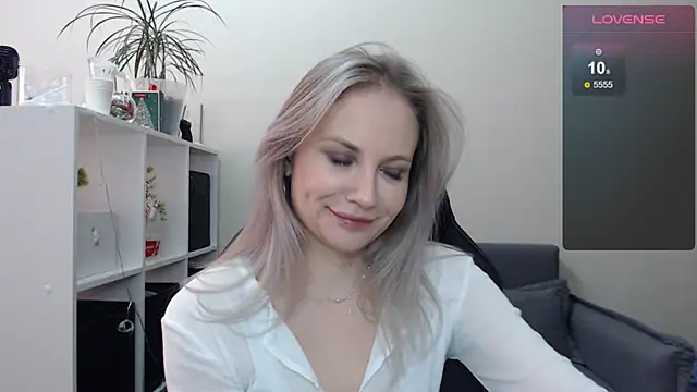 Sunny bunny6 online show from February 7, 2025, 9:26 am