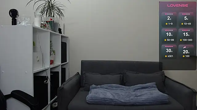 Sunny bunny6 online show from February 5, 2025, 12:06 pm