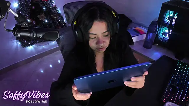 soffyvibes- online show from December 21, 2024, 4:09 am