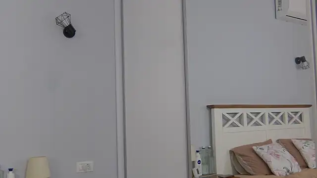 Snapshot of BarbaraHaze chatting on February 21, 2026, 10:06 am BarbaraHaze online show from February 21, 2026, 10:06 am