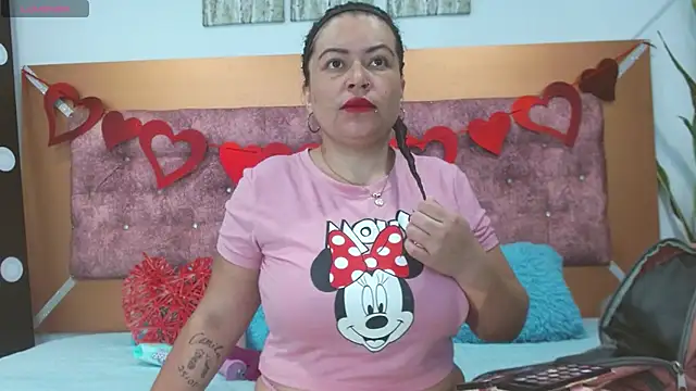 Snapshot of vennuss_89 chatting on February 18, 2025, 11:11 am vennuss 89 online show from February 18, 2025, 11:11 am