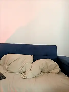 Andrewfalcon online show from October 12, 2025, 12:39 pm