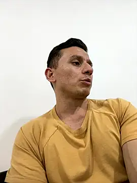 Andrewfalcon online show from October 24, 2025, 7:46 pm