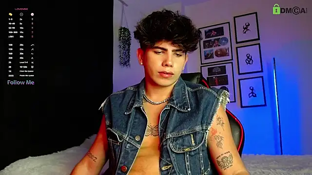 Snapshot of LyleBennett_ chatting on November 27, 2025, 10:48 am LyleBennett online show from November 27, 2025, 10:48 am