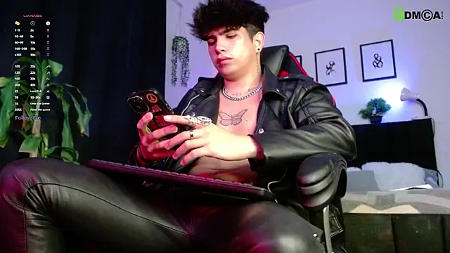 Snapshot of LyleBennett_ chatting on February 16, 2026, 1:54 pm LyleBennett online show from February 16, 2026, 1:54 pm