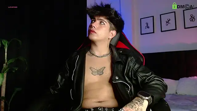 LyleBennett  online show from March 23, 2026, 10:37 am