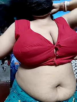 BERRY 00 online show from October 24, 2025, 6:18 pm