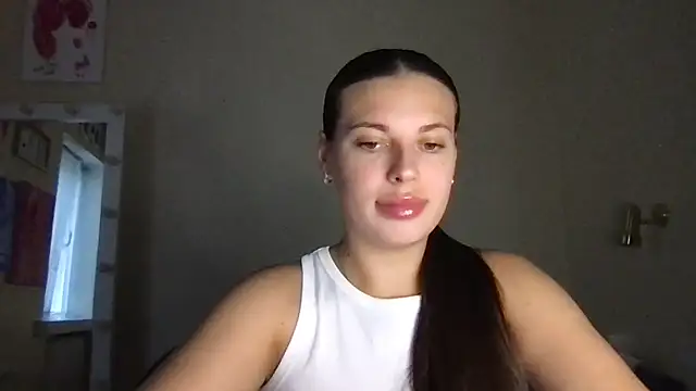 MoonriseGoddess online show from July 28, 2026, 9:06 am