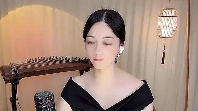 Tian-xin-999 online show from June 27, 2026, 4:13 pm