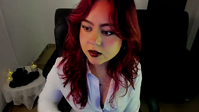 crimson tati  online show from October 23, 2025, 4:11 am