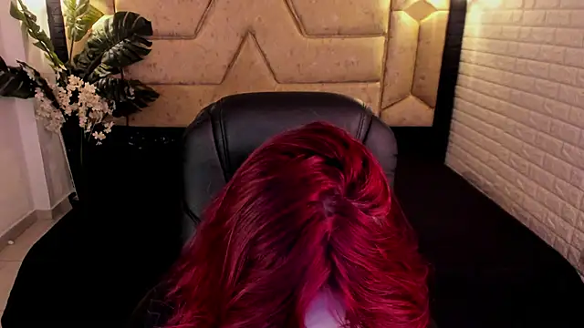 crimson tati  online show from April 8, 2026, 4:25 am