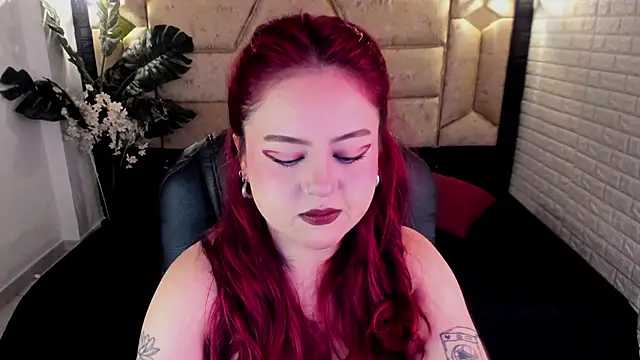 crimson tati  online show from April 14, 2026, 5:45 am