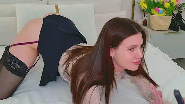 Snapshot of RihannaRose chatting on April 12, 2026, 4:43 pm RihannaRose online show from April 12, 2026, 4:43 pm