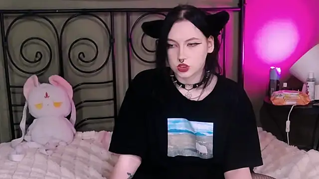 BlackyTea online show from October 20, 2025, 8:09 pm