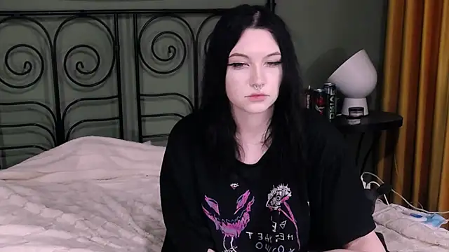 Snapshot of BlackyTea chatting on March 10, 2025, 1:01 am BlackyTea online show from March 10, 2025, 1:01 am