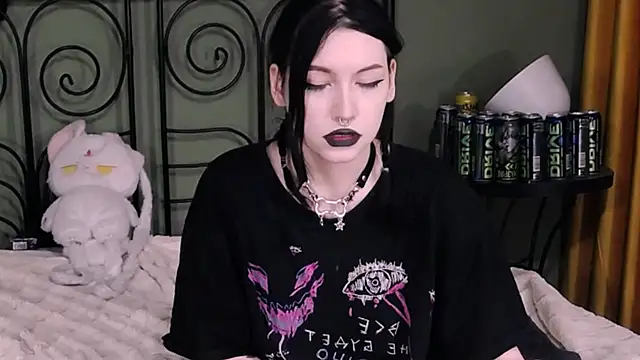 Snapshot of BlackyTea chatting on March 22, 2025, 5:09 pm BlackyTea online show from March 22, 2025, 5:09 pm