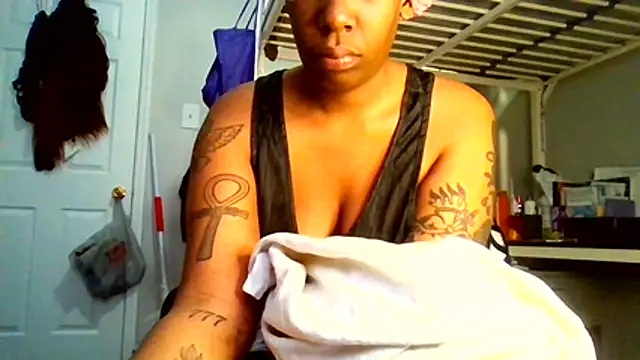 MsSapPhire500 online show from November 15, 2025, 4:55 pm