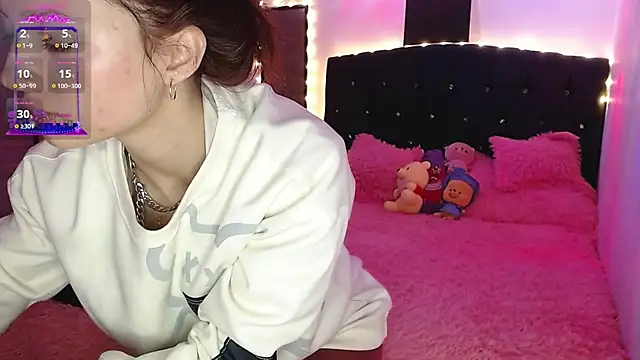 holy juli online show from March 10, 2025, 5:00 am