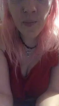 Snapshot of sexylady1983 chatting on March 19, 2025, 1:32 am sexylady1983 online show from March 19, 2025, 1:32 am