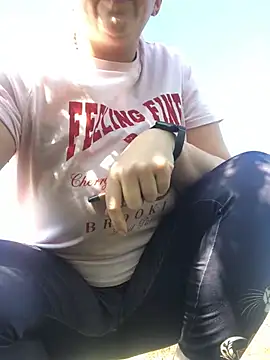 Snapshot of sexylady1983 chatting on March 19, 2025, 12:45 pm sexylady1983 online show from March 19, 2025, 12:45 pm