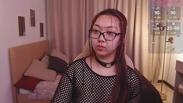 Snapshot of Marine_Vact chatting on February 4, 2026, 2:12 pm Marine Vact online show from February 4, 2026, 2:12 pm