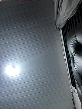 Snapshot of luara1988 chatting on November 8, 2025, 11:52 pm luara1988 online show from November 8, 2025, 11:52 pm