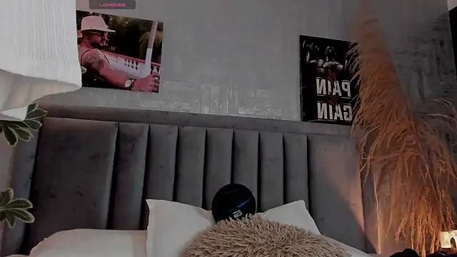 JeanColleman online show from October 10, 2025, 4:57 am