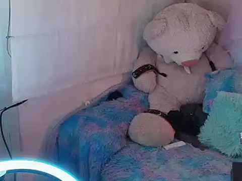 Kurumi57 online show from February 3, 2026, 2:53 am