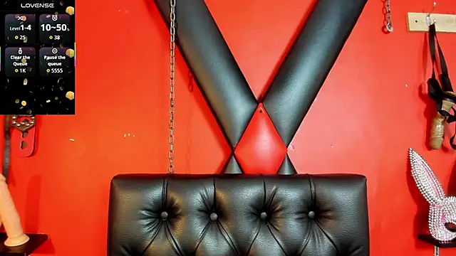 Monttserratt online show from September 8, 2025, 7:24 pm