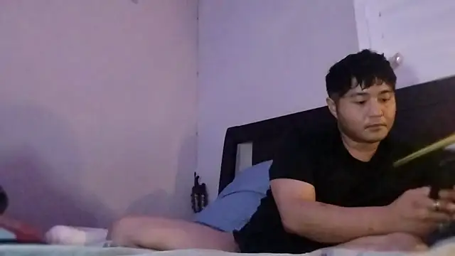 Snapshot of cloudyspun chatting on December 16, 2025, 9:13 am cloudyspun online show from December 16, 2025, 9:13 am