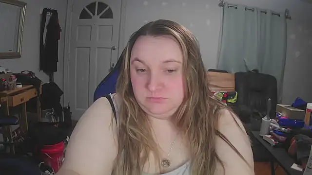 lovelylolarose online show from December 10, 2024, 12:17 am