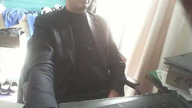 shyfrenchcock1 online show from January 19, 2026, 9:02 am