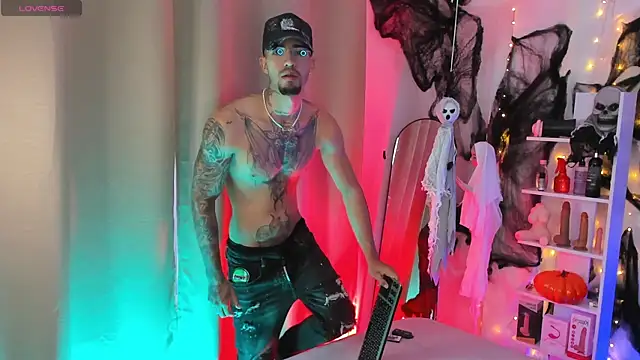 Duriel  online show from October 15, 2025, 5:43 pm