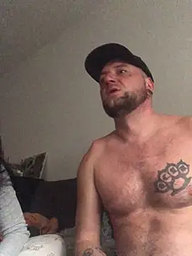 Snapshot of zra_andre chatting on December 21, 2024, 12:27 pm zra andre online show from December 21, 2024, 12:27 pm