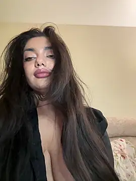 Sweet Khalifa  online show from November 25, 2025, 3:01 pm