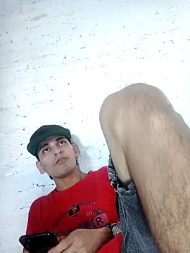 Snapshot of Y4NcA chatting on September 28, 2025, 10:06 pm Y4NcA online show from September 28, 2025, 10:06 pm