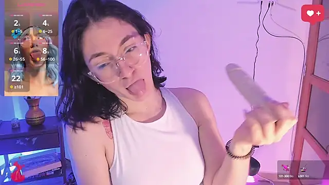 haanna thompsoon online show from December 10, 2024, 11:40 pm