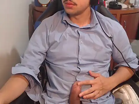 anjonoturno1 online show from September 28, 2025, 10:50 pm