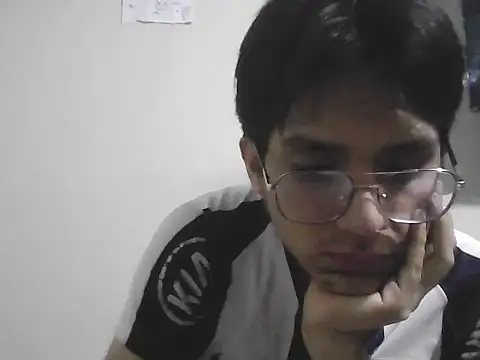 Snapshot of HardDick2 chatting on June 11, 2026, 7:27 am HardDick2 online show from June 11, 2026, 7:27 am
