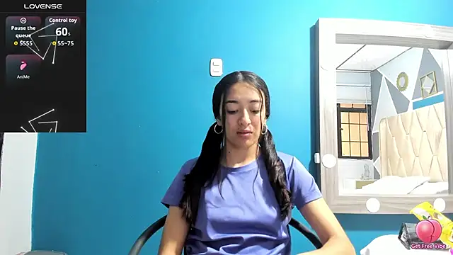 Mia scarlet69 online show from October 10, 2025, 12:17 pm