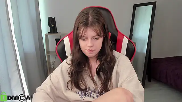 Snapshot of Este_Glen chatting on March 22, 2025, 8:40 am Este Glen online show from March 22, 2025, 8:40 am