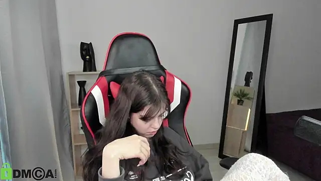 Snapshot of Este_Glen chatting on March 13, 2025, 3:17 pm Este Glen online show from March 13, 2025, 3:17 pm