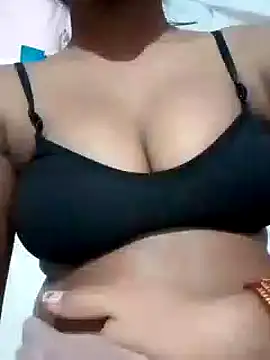 Snapshot of riya_houswife chatting on December 4, 2024, 12:30 pm riya houswife online show from December 4, 2024, 12:30 pm