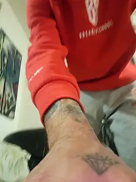 mileflav0r online show from December 5, 2025, 5:33 pm