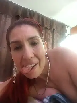 Snapshot of Perla_Franco chatting on January 15, 2026, 9:51 pm Perla Franco online show from January 15, 2026, 9:51 pm