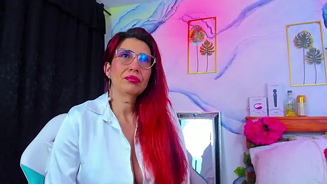 Snapshot of Perla_Franco chatting on February 21, 2026, 8:05 am Perla Franco online show from February 21, 2026, 8:05 am