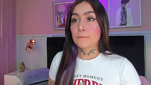 elodie walker online show from October 15, 2025, 12:24 pm