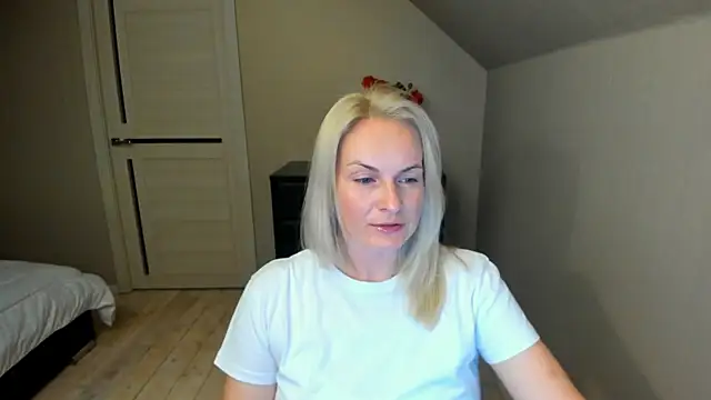 Alicee Gracee online show from October 4, 2025, 6:31 pm