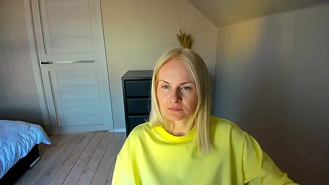 Alicee Gracee online show from March 21, 2025, 10:17 am