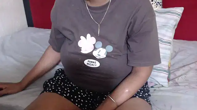 MaximTease24 online show from May 8, 2026, 9:29 pm